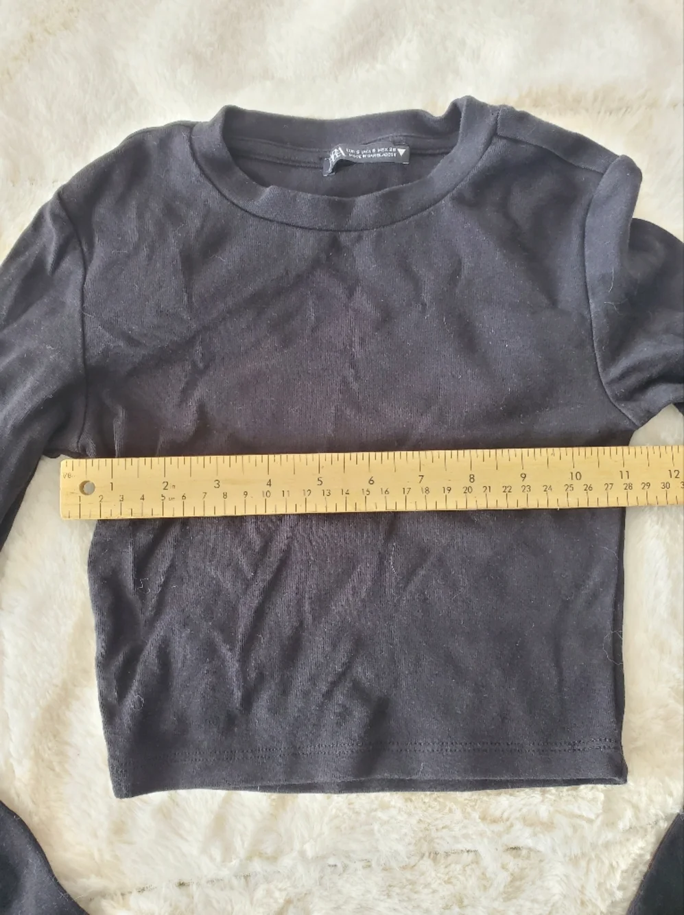 Zara Black Long-Sleeve Cropped Crew Top - Picture 3 of 4